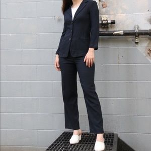 $350 Giorgio Armani navy suit - 36